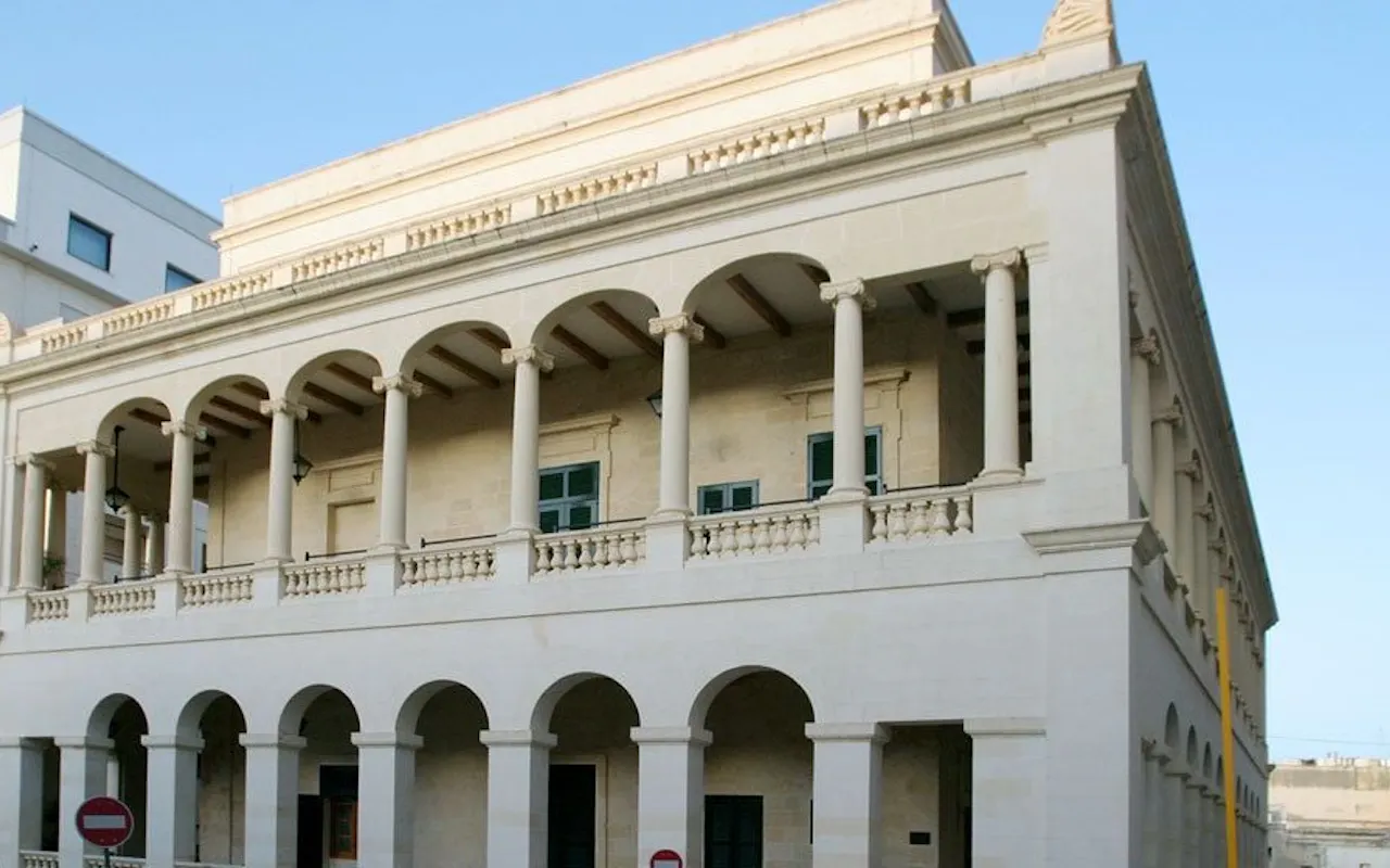 Palazzo Capua, Sliema, Malta — photo 1 of 50