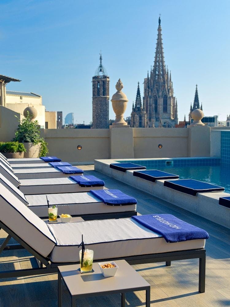 Billede av hotellet H10 Madison - nummer 1 af 7