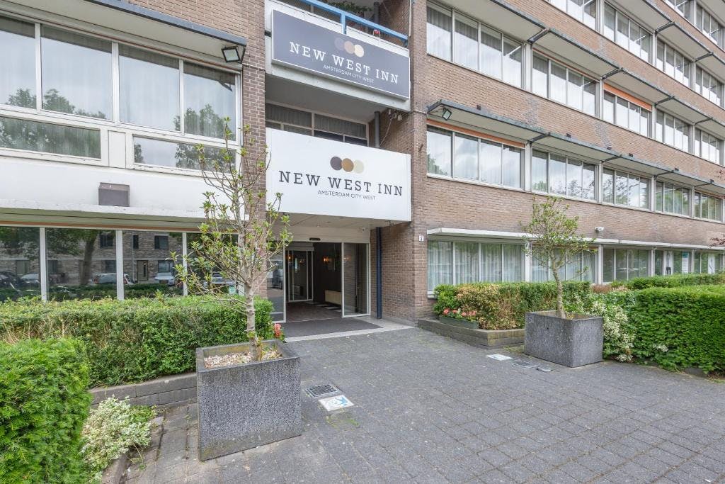 Billede av hotellet New West Inn - nummer 1 af 13