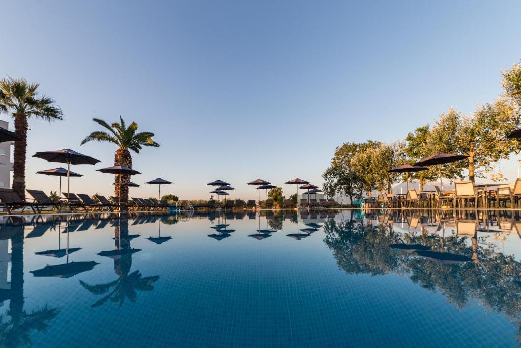 Billede av hotellet Mythic Summer Hotel - nummer 1 af 7