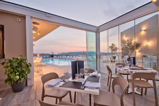 Luna Holiday Complex, Mellieha, Malta — photo 4 of 7