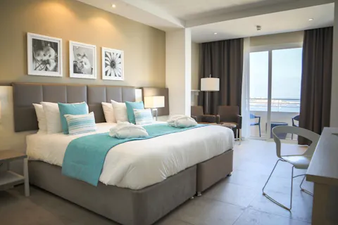 Salini Resort, St Pauls Bay, Malta — photo 2 of 14