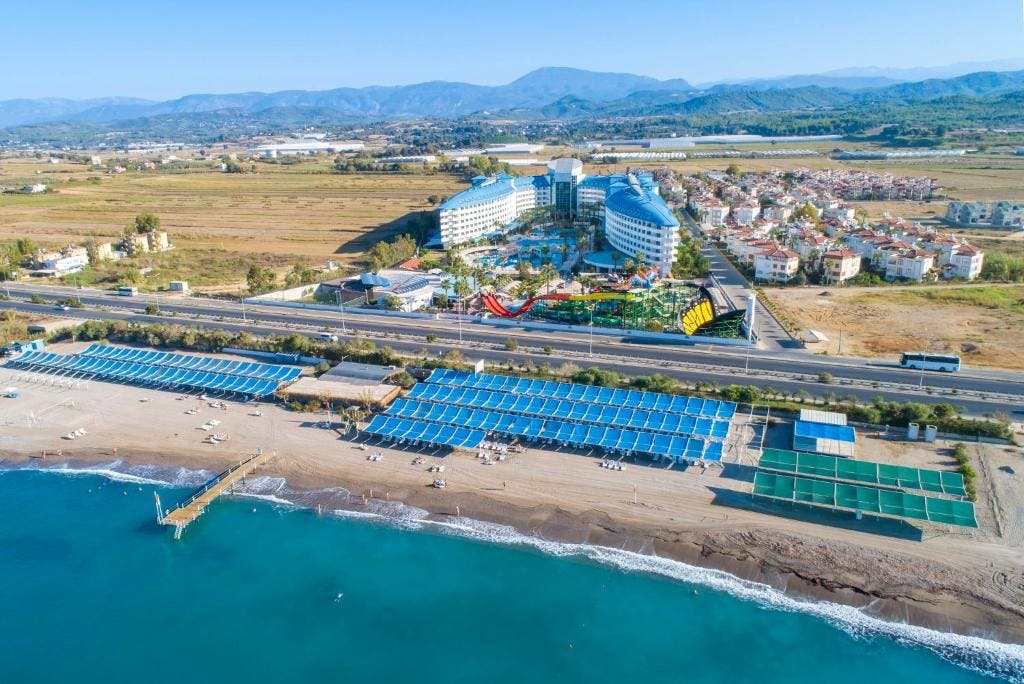 Hotellbilder av Crystal Admiral Resort Suites & Spa - - nummer 1 av 6