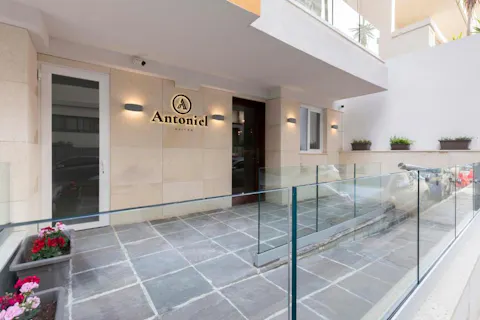 Antoniel Suites, St. Julians, Malta — photo 5 of 5