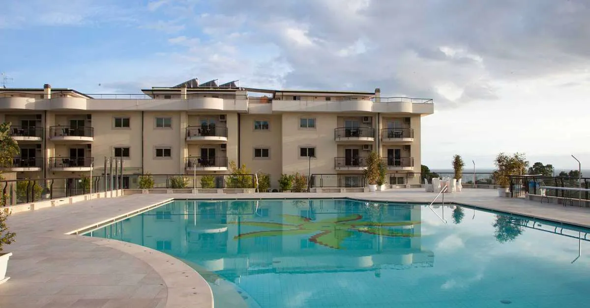 4 Spa Resort Hotel