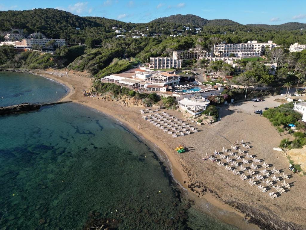 Billede av hotellet Invisa Hotel Club Cala Blanca in Invisa Figueral Resort - nummer 1 af 14