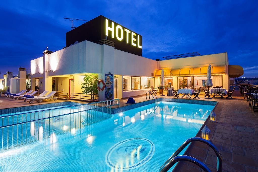 Bilder från hotellet Royal Plaza - nummer 1 av 14