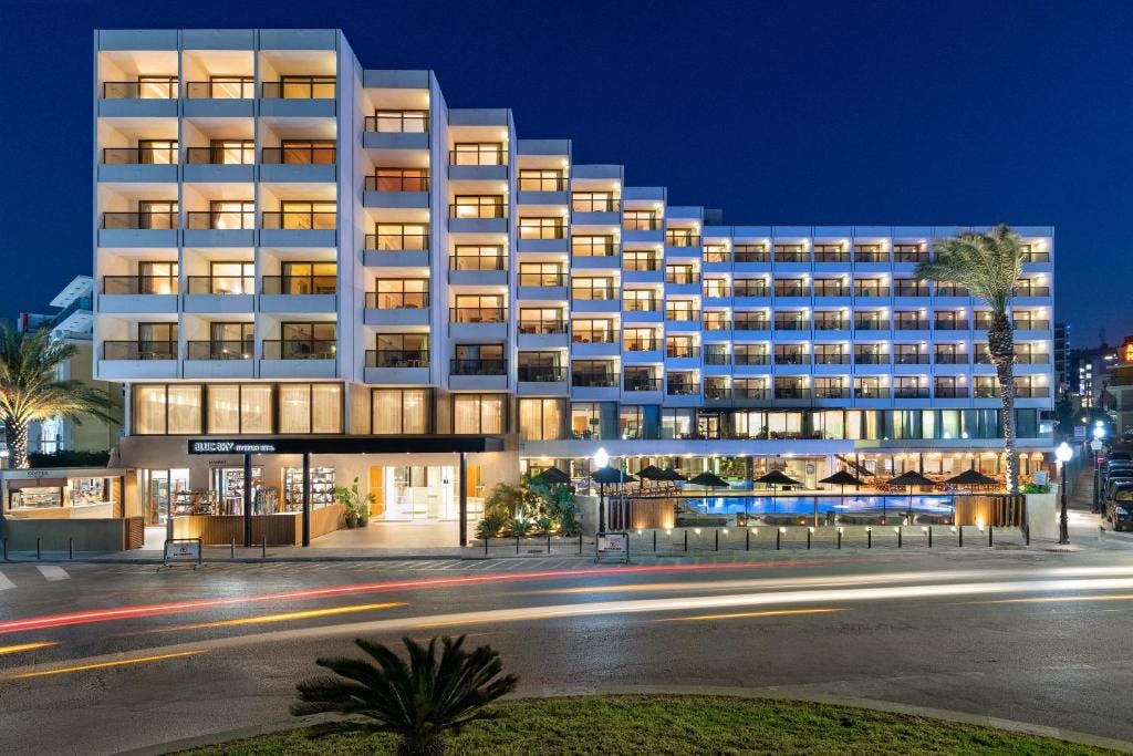 Hotellbilder av Blue Sky City Beach Hotel - Adult Only - nummer 1 av 6