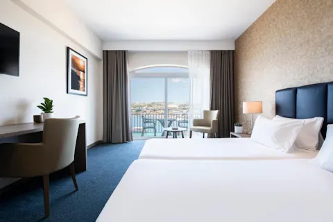 The Waterfront Hotel, Gzira, Malta — photo 4 of 6