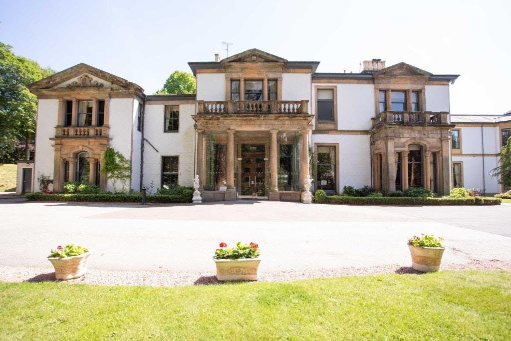 Hotellbilder av Macdonald Norwood Hall Hotel - nummer 1 av 8