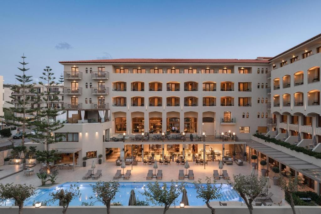 Hotellbilder av Theartemis Palace - nummer 1 av 7