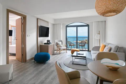 Malta Marriott Hotel & Spa, St. Julians, Malta — photo 5 of 12