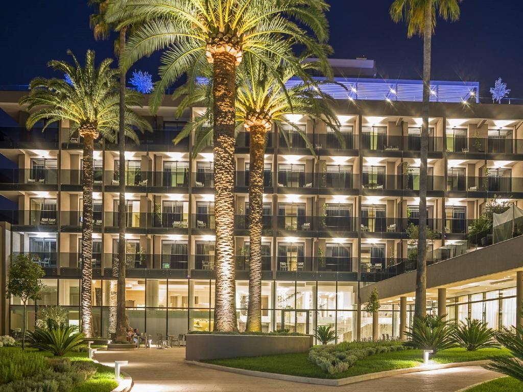 Hotellbilder av Palmon Bay Hotel & Spa - nummer 1 av 18