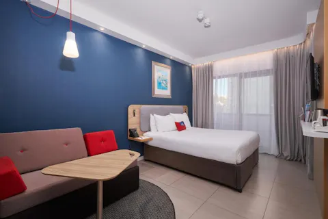 Holiday Inn Express - Malta by IHG, St. Julians, Malta — photo 3 of 6