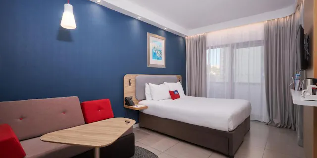 Holiday Inn Express - Malta by IHG, St. Julians, Malta — photo 3 of 6