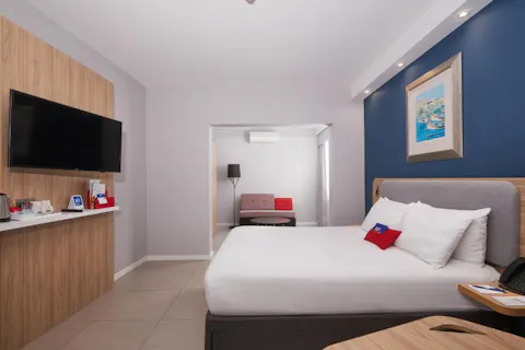 Holiday Inn Express - Malta by IHG, St. Julians, Malta — photo 4 of 6