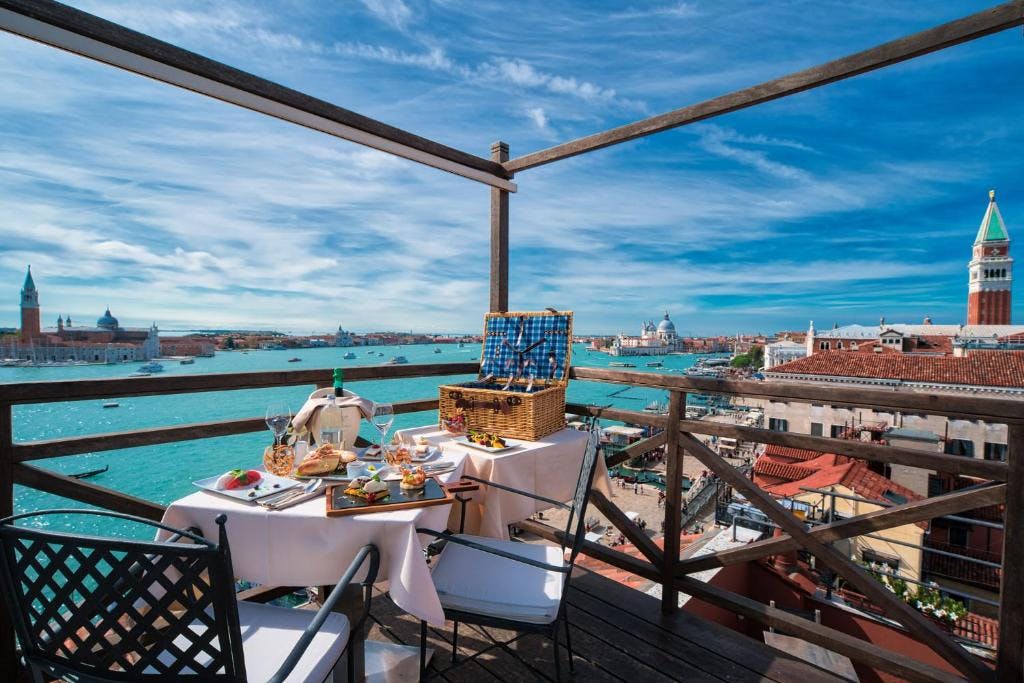 Hotellbilder av Londra Palace Venezia - nummer 1 av 16