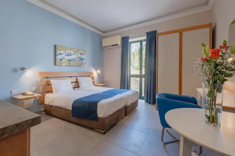 Xemxija Bay Hotel, St Pauls Bay, Malta — photo 4 of 7