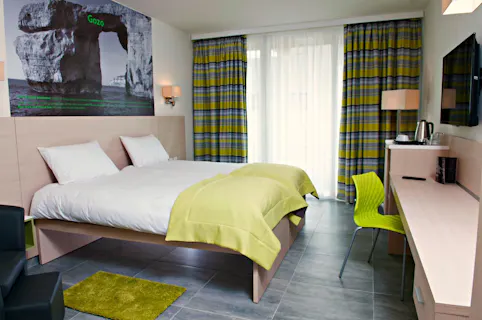 Santana Hotel, Qawra, Malta — photo 2 of 21