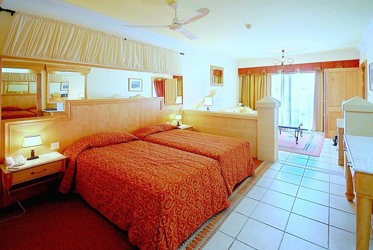 Santana Hotel, Qawra, Malta — photo 6 of 21