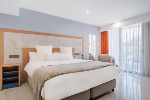 Reef Hotel & Spa — photo 2
