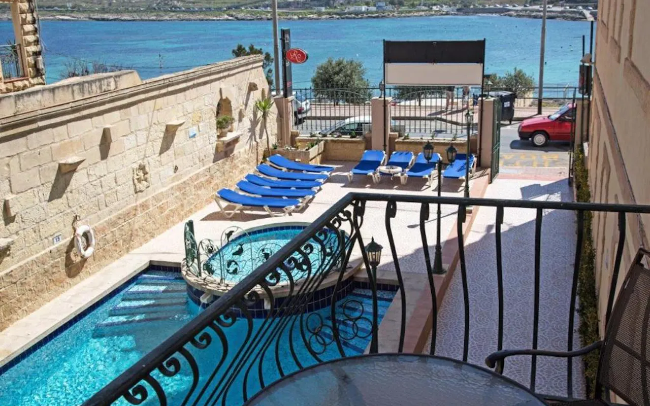 Hotel White Dolphin Holiday Complex, Qawra, Malta — photo 1 of 5