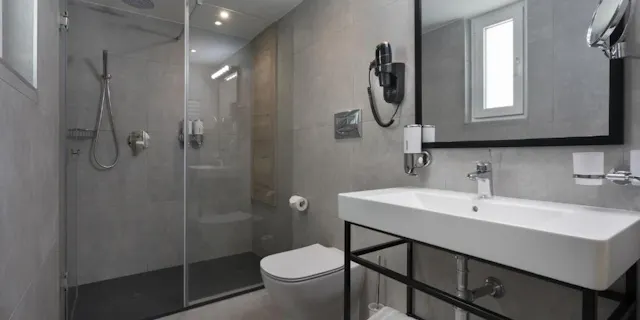 Azur Hotel by ST Hotels, Gzira, Malta — photo 5 of 7