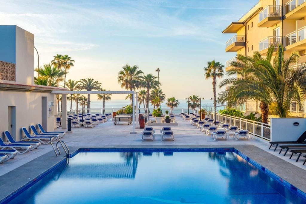Hotel Las Arenas, Affiliated by Melia