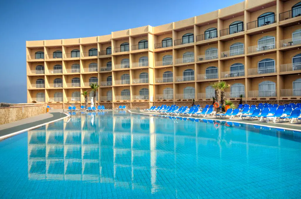 Paradise Bay Resort Hotel, Mellieha, Malta — photo 1 of 8