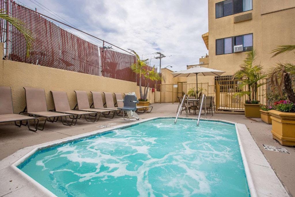 Bilder från hotellet Quality Inn & Suites Hermosa Beach - nummer 1 av 9