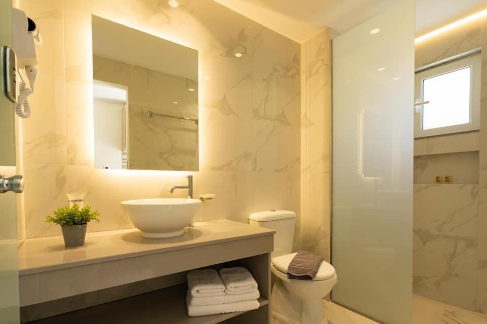 Billede av hotellet George Beach Studios - nummer 15 af 15