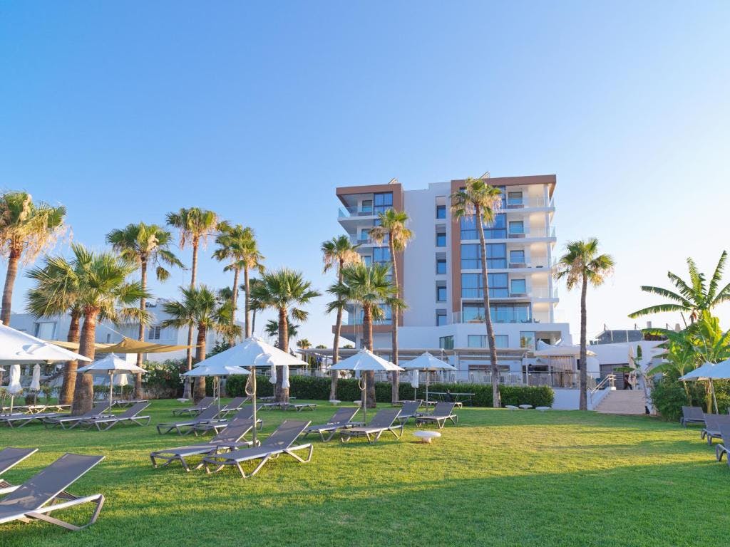 Billede av hotellet Leonardo Crystal Cove Hotel & Spa - Adults Only (16+) - nummer 1 af 17