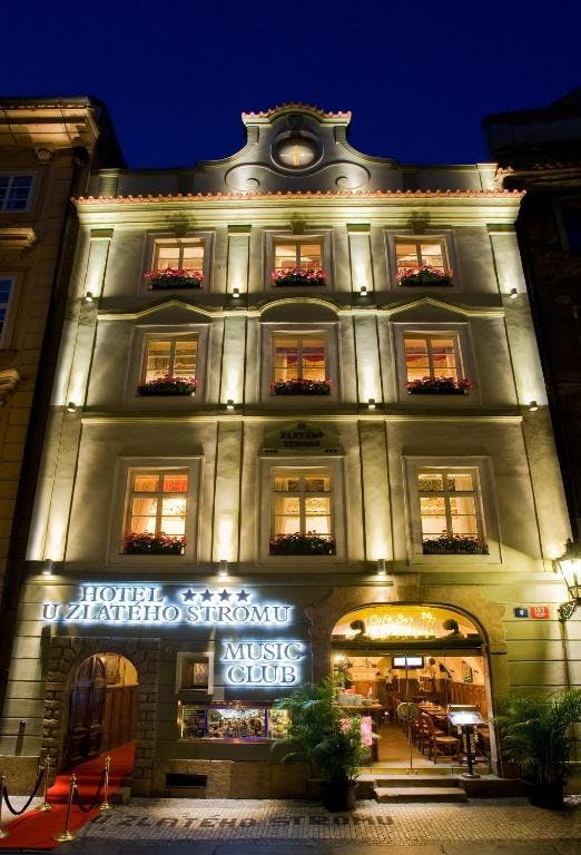 Billede av hotellet Hotel U Zlateho Stromu - nummer 1 af 14