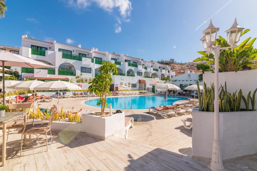 Hotellbilder av Aparthotel Neptuno Costadeje - nummer 1 av 13