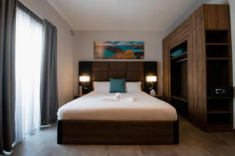 Pebbles Resort, St Pauls Bay, Malta — photo 4 of 8