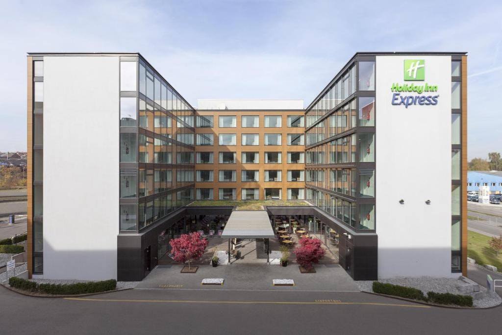 Hotellikuva Holiday Inn Express Zurich Airport - numero 1 / 6