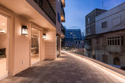 123 Main Street Boutique Hotel, St. Julians, Malta — photo 2 of 12