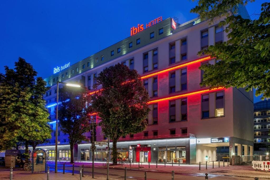 ibis-berlin-kurfuerstendamm-berliini-halvat-pakettimatkat-ja-tripx-fi