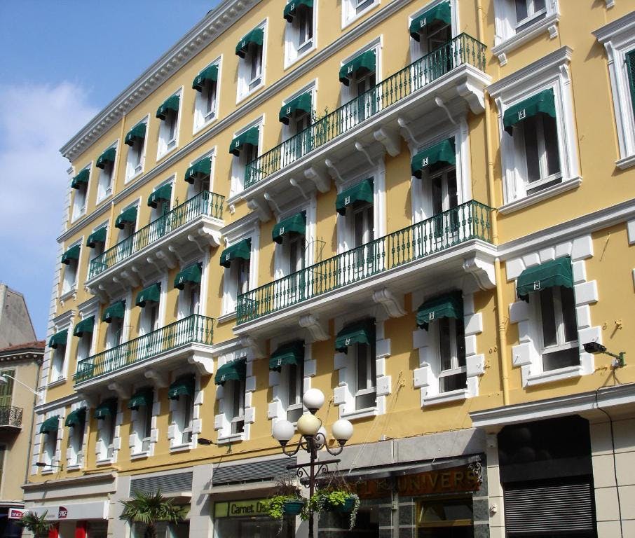 Billede av hotellet Hôtel Univers - nummer 1 af 8